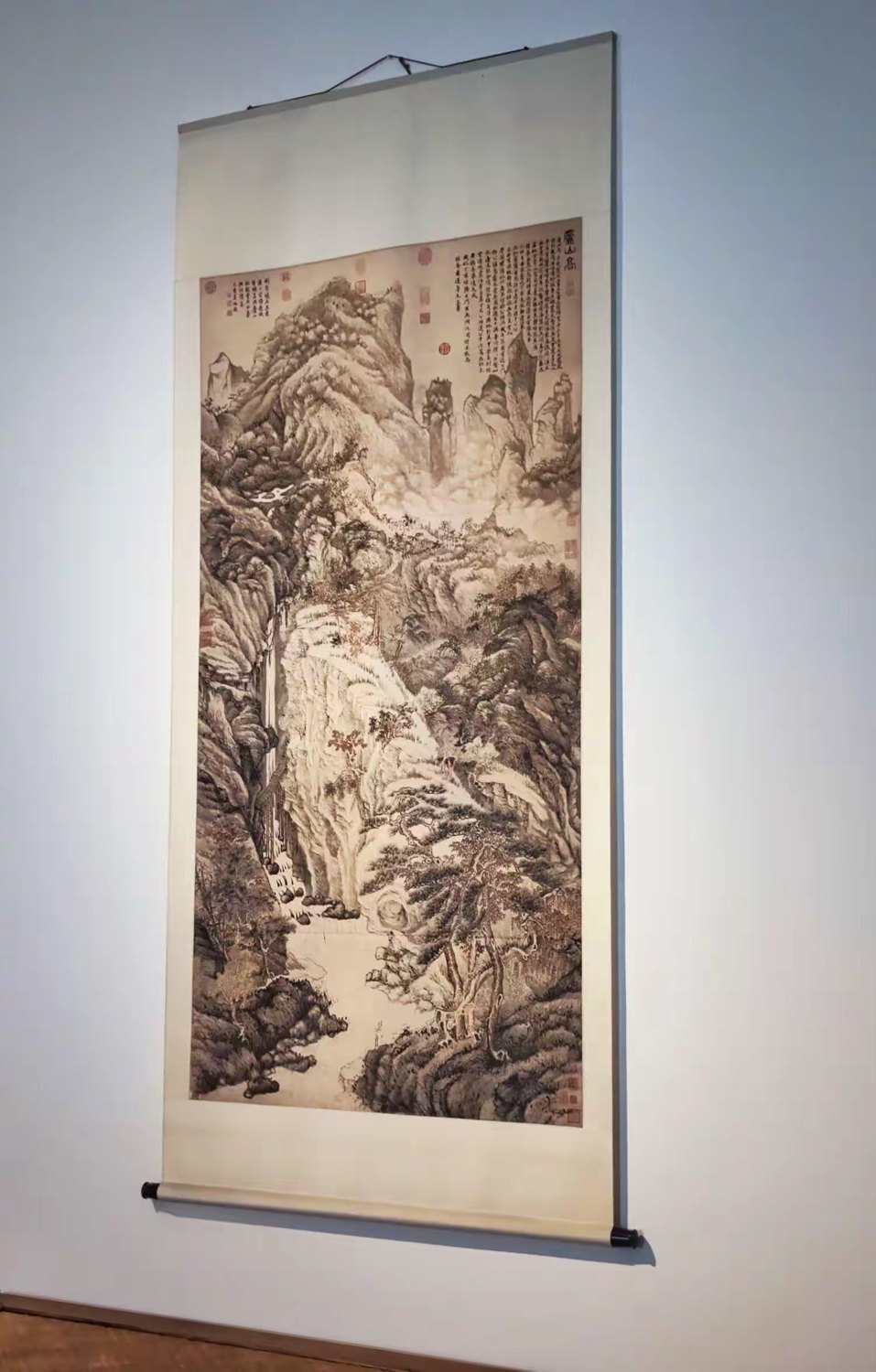 沈周《庐山高图》复制品｜资料照片